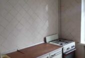 Продам 1 квартиру 32 кв.  м. ,  4/5,  ул.  Варненская/100-я школа.