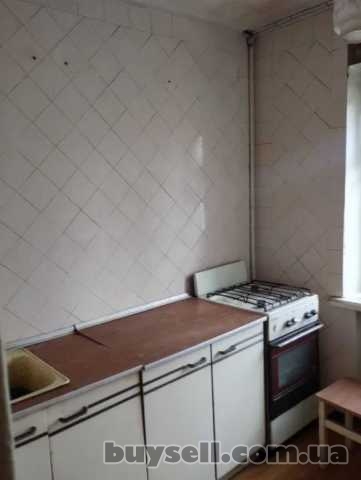 Продам 1 квартиру 32 кв.  м. ,  4/5,  ул.  Варненская/100-я школа.
