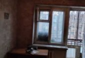 Продам 1 квартиру 32 кв.  м. ,  4/5,  ул.  Варненская/100-я школа.