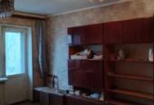 Продам 1 квартиру 32 кв.  м. ,  4/5,  ул.  Варненская/100-я школа.