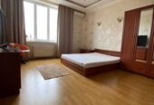 Продам 2 ком. квартиру возле парка Шевченко