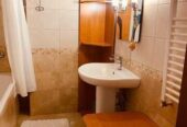 Продам 2 ком. квартиру возле парка Шевченко