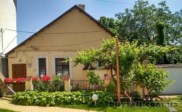 Продам часть дома с палисадником в Аркадии.