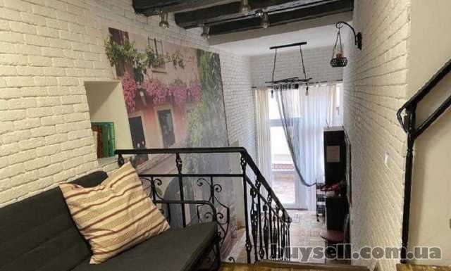 Продам двухуровневую квартиру 57 кв.  м. ,  Красный пер.  /Бунина.