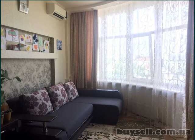 Продам квартиру 100 кв.  м. ,  5/18,  новый дом,  жк Цветок.