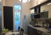 Продам квартиру 112 кв.  м. ,  3/3,  сталинка,  ул.  Бреуса/Ефимова.