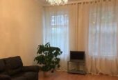 Продам квартиру 112 кв.  м. ,  3/3,  сталинка,  ул.  Бреуса/Ефимова.