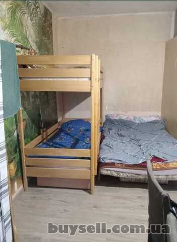 Продам квартиру 21 кв.  м. ,  1/3,  ул.  Ген.  Ватутина/Б.  Хмельницко