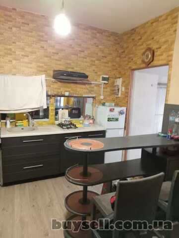 Продам квартиру 21 кв.  м. ,  1/3,  ул.  Ген.  Ватутина/Б.  Хмельницко
