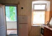 Продам квартиру 30 кв.  м. ,  2/2,  ул.  Успенская/Утесова пер.
