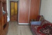 Продам квартиру 30 кв.  м. ,  3/3,  ул.  Разумовская/1-ый Разумовский