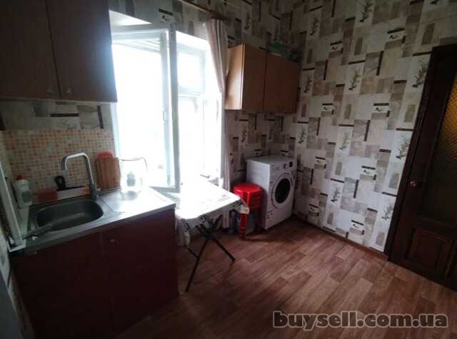 Продам квартиру 30 кв.  м. ,  3/3,  ул.  Разумовская/1-ый Разумовский