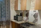 Продам квартиру 31 кв.  м. ,  1/5,  Люстдорфская дор.  /ост.  Школа.