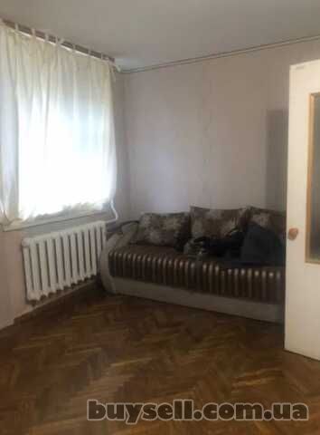 Продам квартиру 32 кв. м. ,  1/5,  ул.  Солнечная/Тенистая.