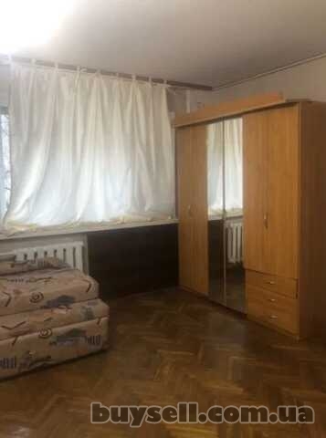Продам квартиру 32 кв. м. ,  1/5,  ул.  Солнечная/Тенистая.