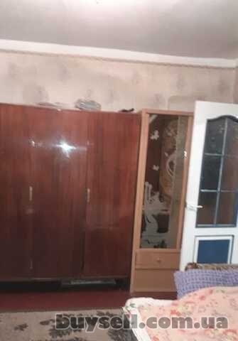 Продам квартиру 37 кв.  м. ,  1/5,  ул.  Косвенная/Средняя.