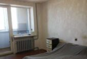 Продам квартиру 38 кв.  м. ,  16/16,  ул.  Ген.  Бочарова/Жолио Кюри.