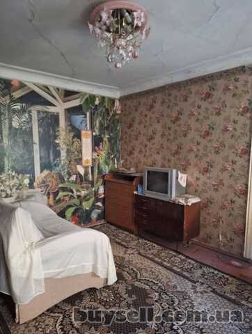 Продам квартиру 41 кв.  м. ,  1/2,  ул.  Новосельского/Торговая.