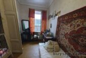 Продам квартиру 42 кв.  м.  3/3,  Вознесенский пер.  /Старосенная площ