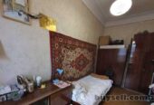 Продам квартиру 42 кв.  м.  3/3,  Вознесенский пер.  /Старосенная площ