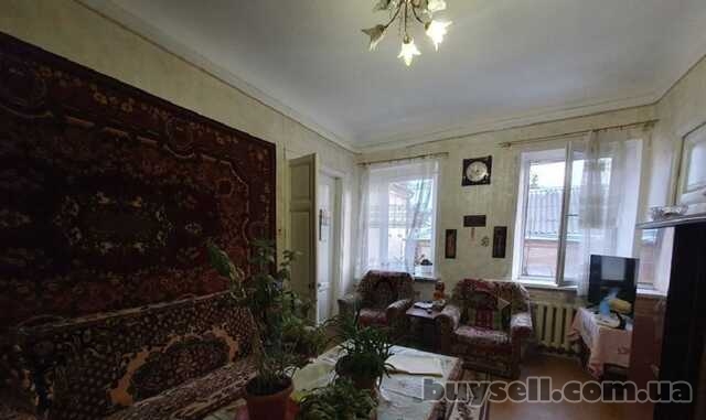 Продам квартиру 42 кв.  м.  3/3,  Вознесенский пер.  /Старосенная площ