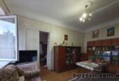 Продам квартиру 42 кв.  м.  3/3,  Вознесенский пер.  /Старосенная площ