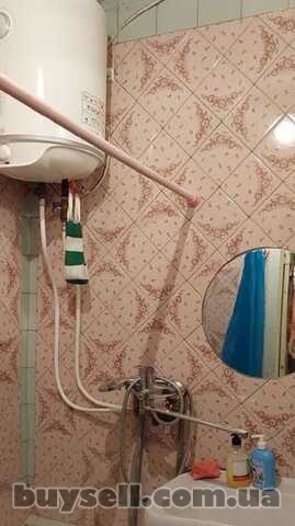 Продам квартиру 42 кв.  м. ,  5/5,  ул.  Героев Крут/Варненская.