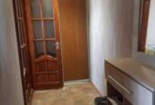 Продам квартиру 42 кв.м., 8/10,  ул. Святослава Рихтара/Приват банк.
