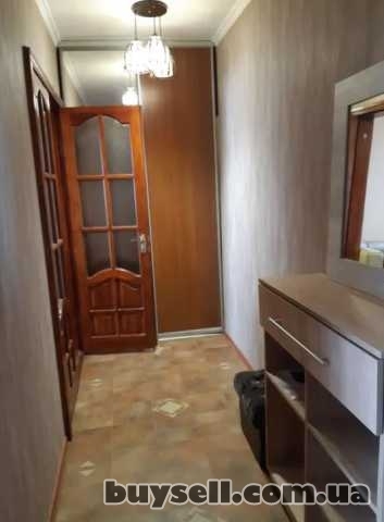 Продам квартиру 42 кв.м., 8/10,  ул. Святослава Рихтара/Приват банк.