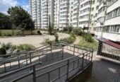 Продам квартиру 43 кв.  м. ,  12/14,  новый дом,  ул.  Шота Руставели.