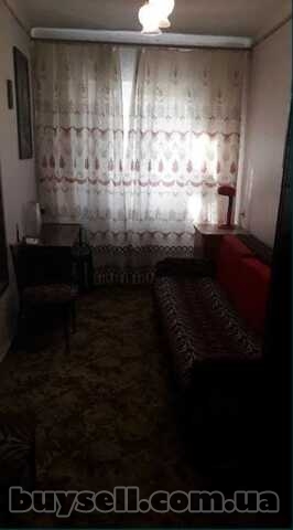 Продам квартиру 43 кв.  м. ,  5/5,  ул.  Ген.  Петрова/Варненская.