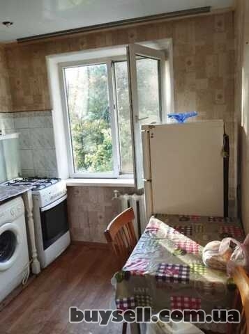 Продам квартиру 44 кв.м., 5/5,  ул.  Ген.  Петрова/Ивана и Юрия Лип.