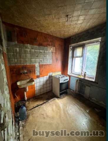 Продам квартиру 44 кв.  м. ,  ул.  Сегедская/4-я ст.  Б.  Фонтана.