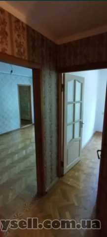 Продам квартиру 45 кв. м. ,  4/5,  ул.  Иглези/Космонавтов.