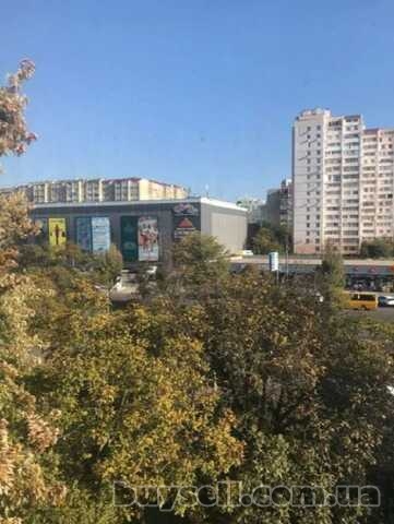 Продам квартиру 47 кв.  м. ,  5/16,  ул.  Семена Палия/Марсельская