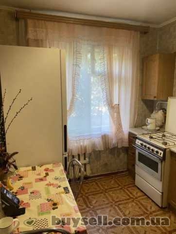 Продам квартиру 49 кв.  м. ,  2/9,  ул.  Ген.  Бочарова/Семена Палия.