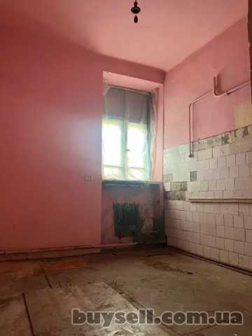 Продам квартиру 50 кв.  м. ,  1/3,  Черноморского казачества/Красный с