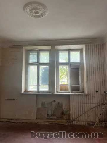 Продам квартиру 50 кв.  м. ,  1/3,  Черноморского казачества/Красный с