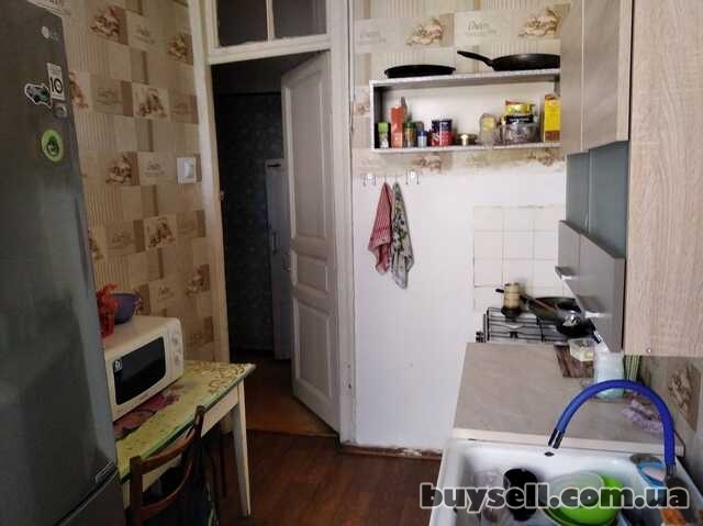 Продам квартиру 50 кв. м., 3/3,  ул.  Градоначальницкая/10-ого Апреля