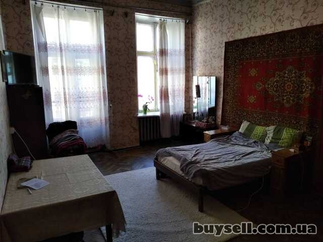 Продам квартиру 50 кв. м., 3/3,  ул.  Градоначальницкая/10-ого Апреля