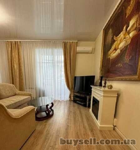 Продам квартиру 52 кв.  м. ,  2/16,  новый дом,  жк 7 Самураев.