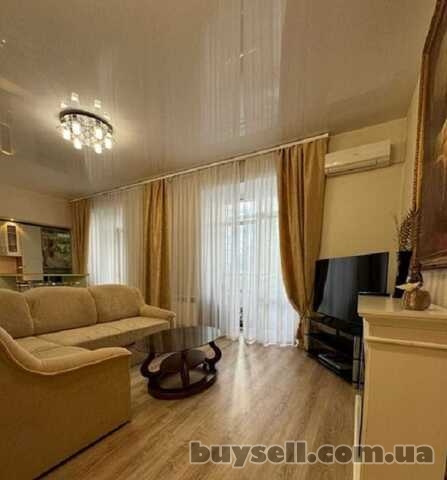 Продам квартиру 52 кв.  м. ,  2/16,  новый дом,  жк 7 Самураев.