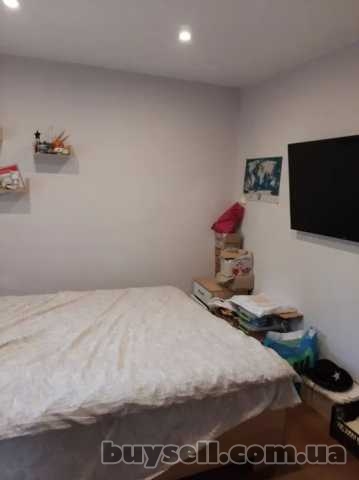 Продам квартиру 52 кв.  м. ,  2/5,  ул.  Ген.  Петрова/Космонавтов.