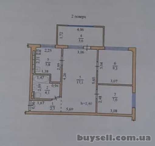 Продам квартиру 52 кв.  м. ,  2/5,  ул.  Ген.  Петрова/Космонавтов.