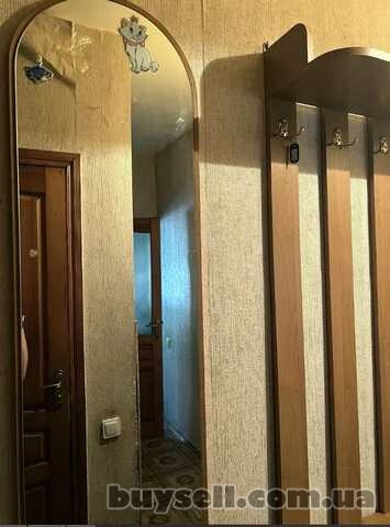 Продам квартиру 53 кв.  м. ,  1/5,  Фонтанская дор.  /6. 5 ст.  Б.  Фо