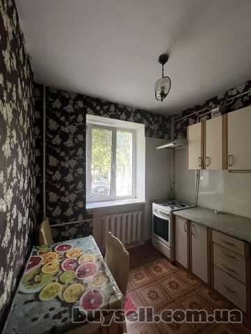Продам квартиру 53 кв.  м. ,  1/5,  Фонтанская дор.  /6. 5 ст.  Б.  Фо