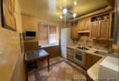 Продам квартиру 56 кв.  м. ,  9/10,  Небесной сотни пр.  /Школьный Аэр