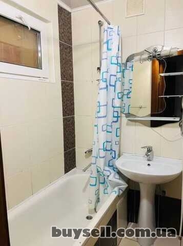 Продам квартиру 58 кв.  м. ,  3/5,  ул.  Кап.  Кузнецова/Марсельская.