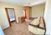 Продам квартиру 61 кв.  м. ,  4/5,  Небесной сотни пр.  /13-ый трамвай