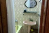 Продам квартиру 63 кв.  м. ,  3/3,  ул.  Базарная/Канатная.